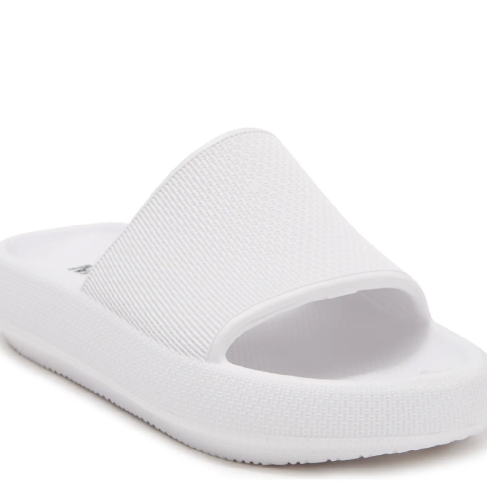 Mia White Slides